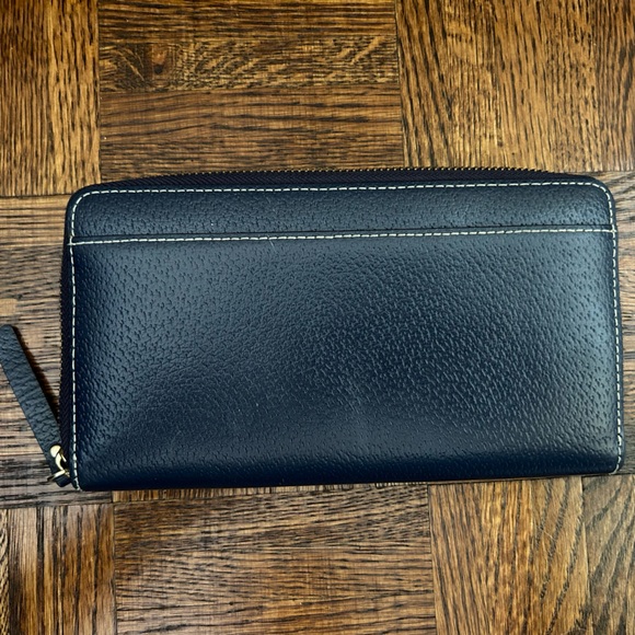 Kate Spade Wallet - Picture 2 of 3